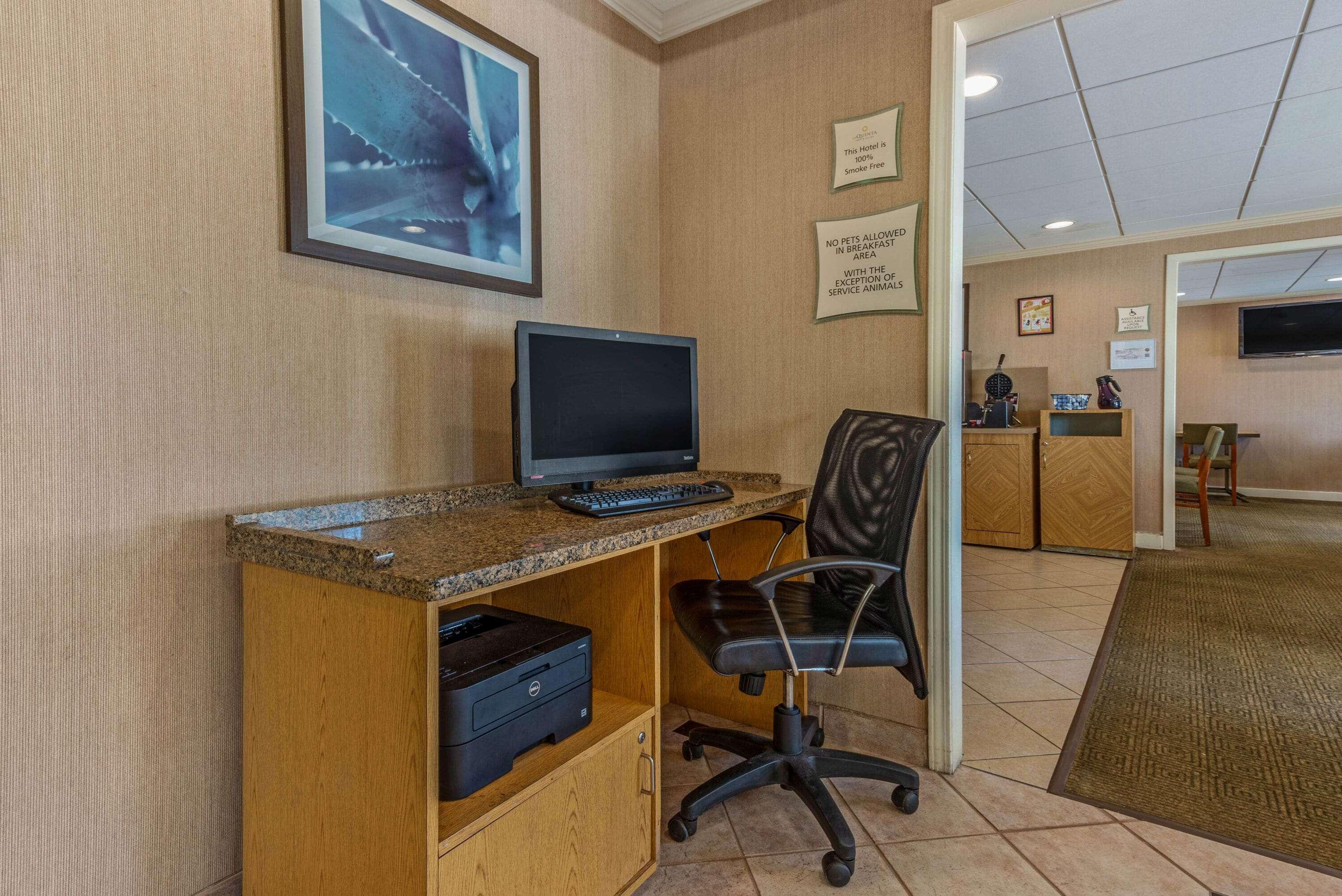 La Quinta By Wyndham Tampa Brandon West Hotel Ngoại thất bức ảnh