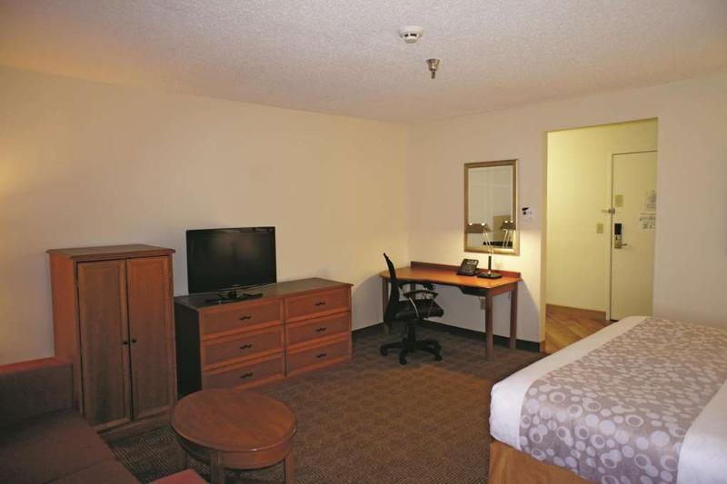 La Quinta By Wyndham Tampa Brandon West Hotel Ngoại thất bức ảnh